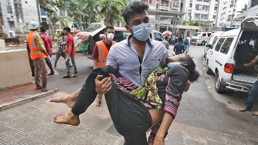 করোনায় দেশে চলছে রেকর্ড ভাঙা-গড়ার খেলা,তবুও হুশ ফিরছে না মানুষের